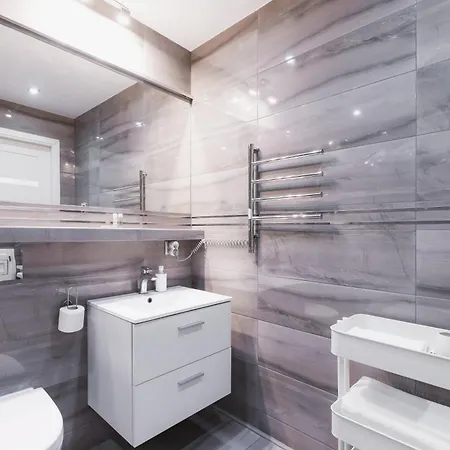 Apartment Lubelska By Renters Krakow